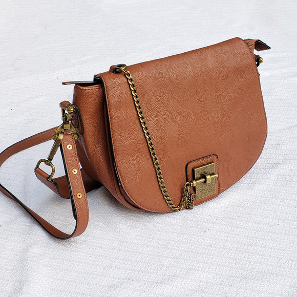 Steve Madden Handbags - Steve Madden Crossbody Bag - Brown / Faux Leather